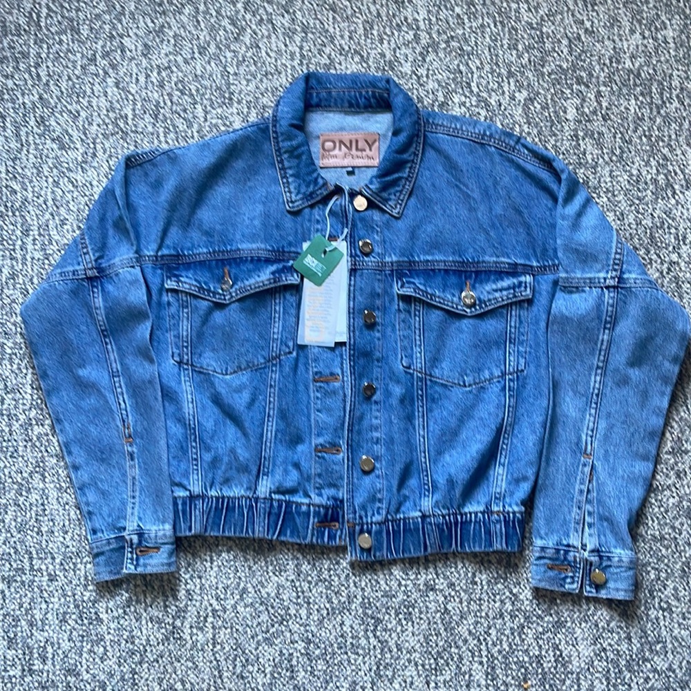 Brand new Women’s Denim Jacket- Size XS/Small - Picture 5 of 7